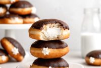Tiramisu-Filled Donuts