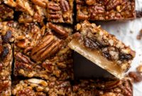 Rich Pecan & Raisin Shortbread Bars