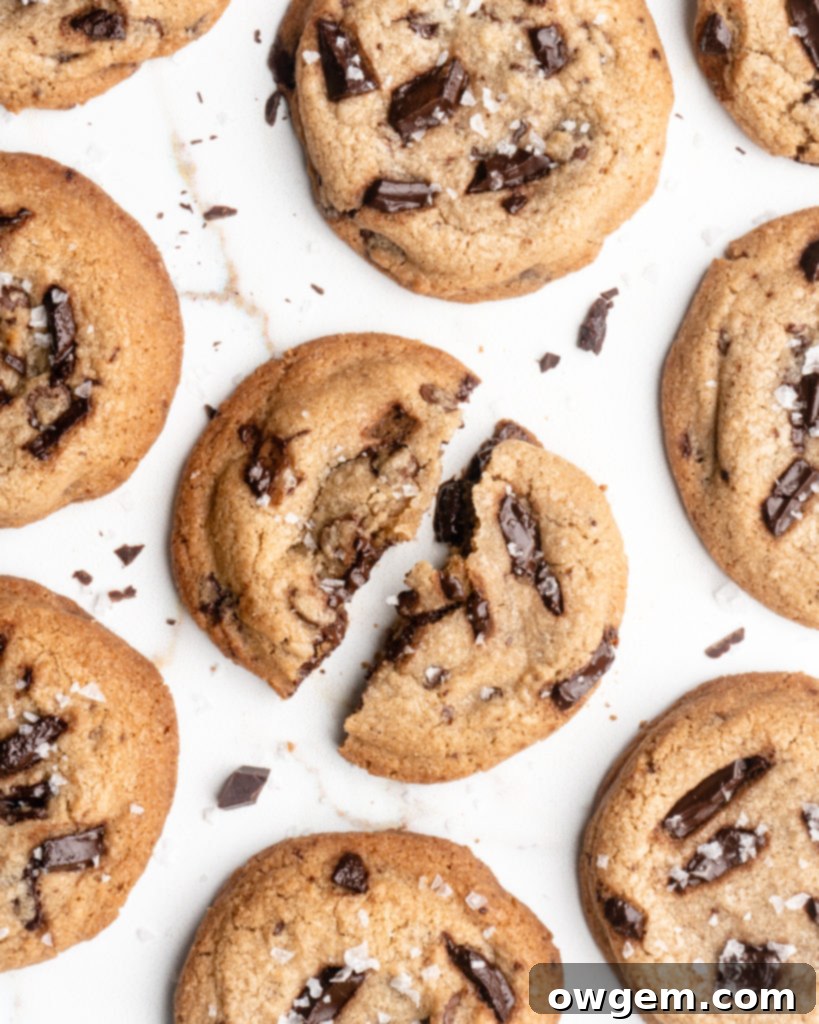 These Browned Butter Chocolate Chip Cookies are the cookies of your dreams! Perfectly chewy and full of awesome cookie flavor!